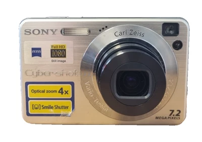 Sony Cybershot DSC-W110 7.2MP Digital Camera  - Silver *Smashed Screen* (i 27) - Image 1 of 4