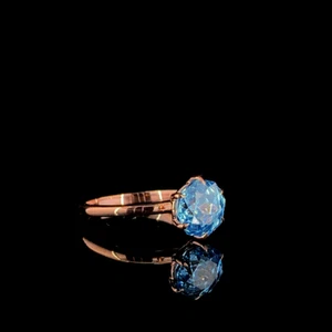 Eleganter blauer Solitär Ring, funkelnde CZ, in Rotgoldfassung - Bild 1 von 4
