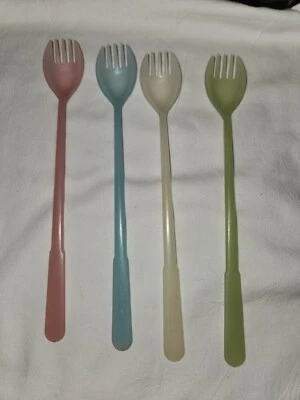 Set of 4 SPORKS Tupperware Long Handle Sporks (Fork Spoon) Pastels 175 - Image 1 of 2
