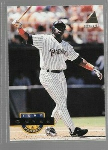 1994 Pinnacle Tony Gwynn #4 Padres