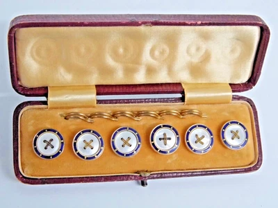 FINE CASED SET OF 6 ANTIQUE ENAMEL MOTHER OF PEARL GOLD WIRE BUTTONS - Image 1 of 4