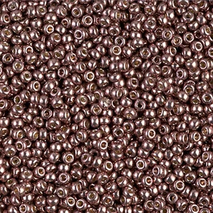 11/0 25 grams Duracoat Galvanized Dark Mauve (RR4213) Miyuki Rocaille Seed Beads - Picture 1 of 1