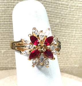 Modischer Ring 14 Kt plattiert Glas Strass rot klar Neu mit Etikett Größe 10 Posten 41 - Bild 1 von 3