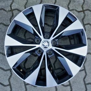 Cerchio in lega originale Skoda Superb III "CASSIOPEA" 8x18" ET 44 / 3V0 601 025 P - Foto 1 di 8