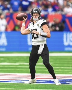 Trevor Lawrence #16 Jacksonville Jaguars NFL 8"X10" Glossy Photo Print 3-RFV - Picture 1 of 1