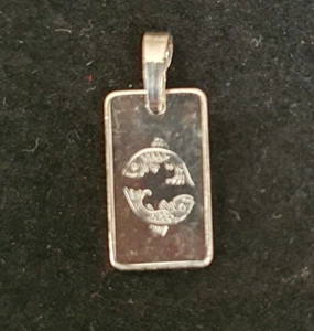 NEW Pisces Sterling Silver Zodiac Pendant 999 Horoscope Charm S/S Fish Astrology - Picture 1 of 4