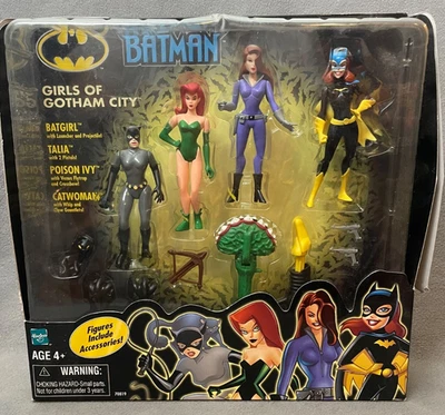 Conjunto de 4 figuras animadas de Batman Girls of Gotham City Batgirl, Talia + Foto 1 de 4