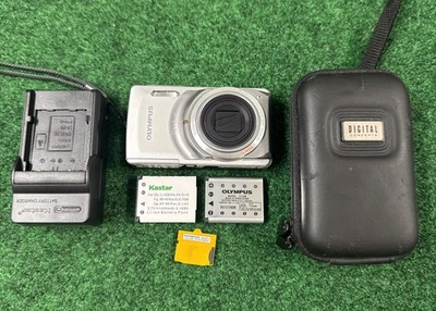 Cámara digital Olympus Stylus 7010 12,0 MP | PROBADO 2 baterías cargador estuche leer Foto 1 de 4