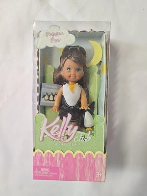 Muñeca Kelly Club 2004 pijama divertido Keeya con pingüino nueva en caja Foto 1 de 4