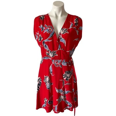 Yumi Kim Hello Beautiful Lexey Dress Silk Wrap Red Floral Print Large - Image 1 of 4
