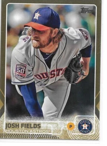 2015 Topps Update Baseball Gold Josh Fields 823/2015 Astros - Picture 1 of 2