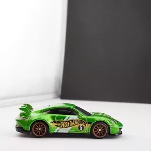 2025 HOT WHEELS PROTOTYPE TEST RUN-PORSCHE 911 GT3 METAL BASE RIVET RR CE28 RARE - Picture 1 of 9