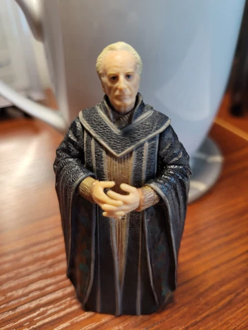 Star Wars Saga 2002 Supreme Chancellor Palpatine Loose Hasbro Cover