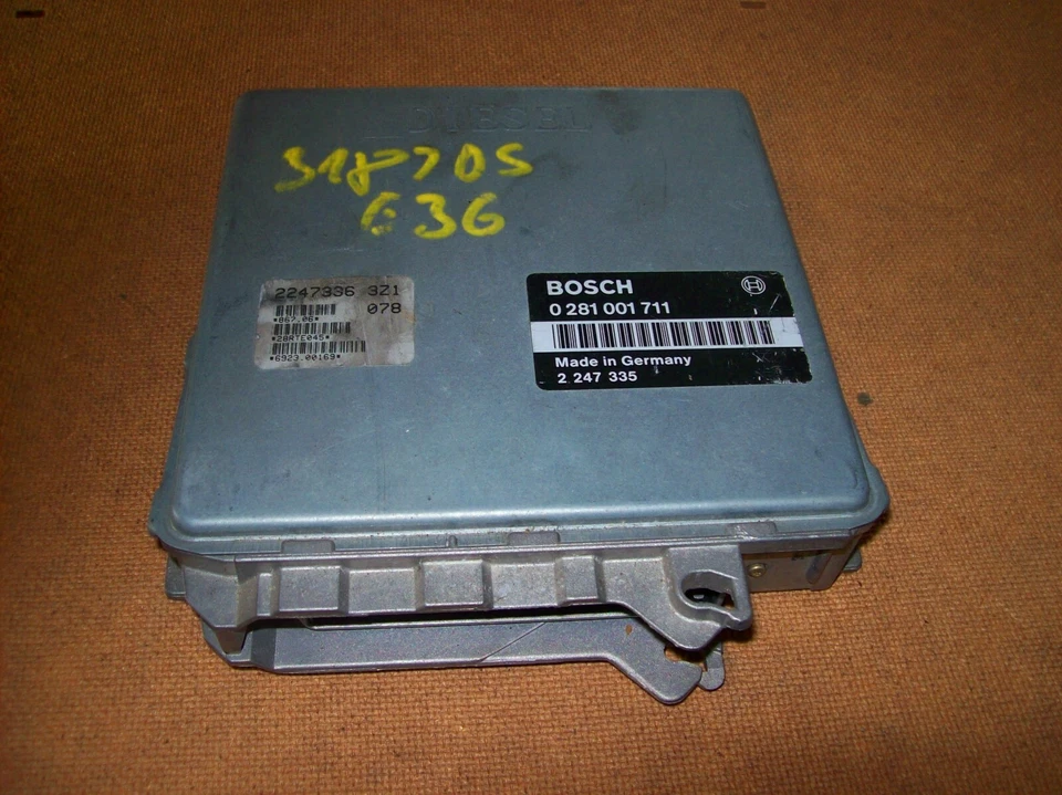  Centralina motore BMW E36 318 tds 0281001711 2247335 2247336 3Z1 28RTE045 DDE - Immagine 1 di 1