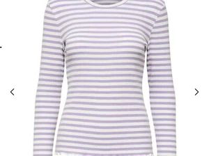 Selected Femme Anna tee Shirt African Violet size 14 bnwt - Picture 1 of 4