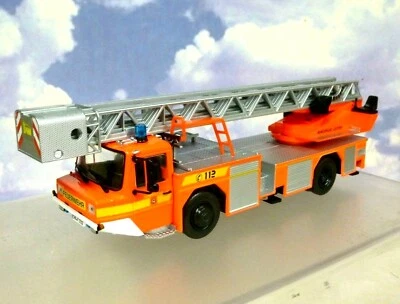 1/43 IVECO MAGIRUS DLK 23/12 TURNTABLE LADDER FIRE ENGINE LAM FIRE DEPT. GERMANY - Image 1 of 4