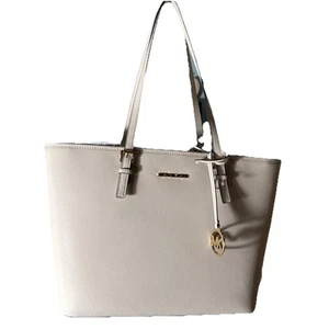 Neu mit Etikett Michael Kors Jet Set Travel große Ledertasche Tasche LT creme/gold - Bild 1 von 5