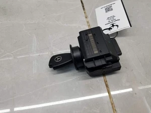 2005 MERCEDES CLK500 W209 IGNITION SWITCH W/ KEY 2095451308 #11051 - Picture 1 of 4