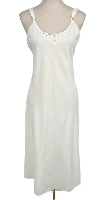 VTG VANITY FAIR womens size 36 FULL SLIP DRESS NIGHTGOWN IVORY round neck USA - Image 1 of 4