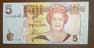 FIJI 5 dollars ND (2007) P109a UNC QE II / iguana, flower - Picture 1 of 3