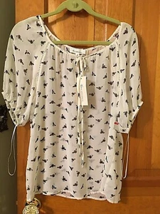 Vince Camuto (Two) Bee Print Ivory/Black Peasant-Poet Tie Front Blouse BNWT! - Picture 1 of 10