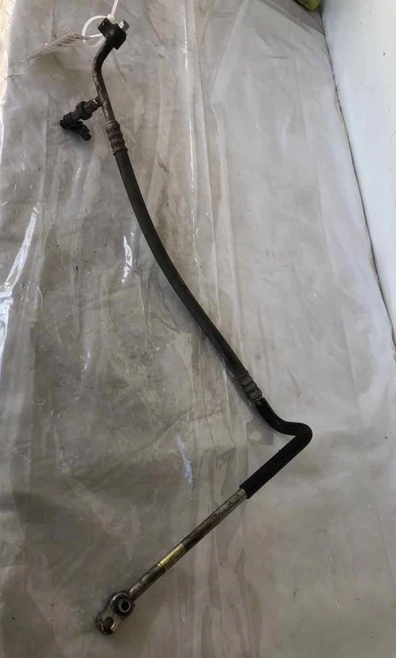 2003 - 2005 CHEVROLET TAHOE Air Conditioner Refrigerant Discharge Tube Hose OEM - Image 1 of 4