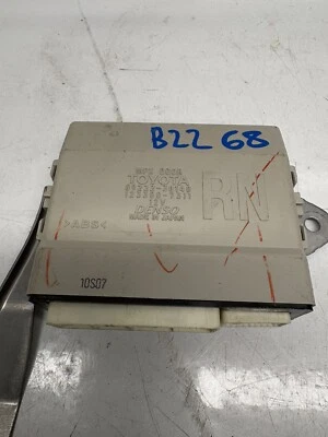 LEXUS GS350 2016-2018 PANEL DE PUERTA DELANTERA DERECHA MÓDULO DE CONTROL MULTIPLEX OEM Foto 1 de 2