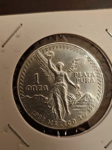 Mexico Liberty 1988 1 Oz .999 Fine Silver Coin Una Oz Libertad Plata Pura .999 - Picture 1 of 2