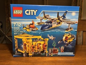 LEGO CITY: Deep Sea Operation Base (60096) New And Sealed!