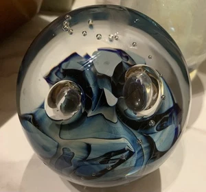 1988 Robert Eickholt Signed Blue Ocean Sea Studio Art Glass Paperweight - Picture 1 of 7
