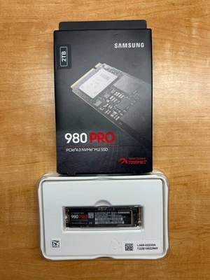 SSD interno Samsung 980 PRO 2 TB NVMe M.2 MZ-V8P2T0 – PCIe Gen4 Foto 1 de 2