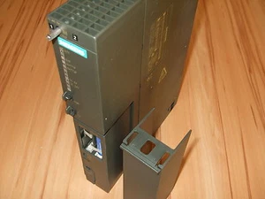 Siemens Simatic S7 6ES7 405-0KA01-0AA0 6ES7405-0KA01-0AA0 E:02 Stromversorgung - Bild 1 von 1