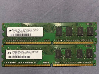 Micron 2GB (2x1GB) DIMM 667 MHz DDR2 SDRAM Memoria (MT8HTF12864AY-667E1) Foto 1 de 2