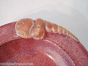 Colby Clayworks 7" Brie Bowl Seashell Borgoña Arte Cerámica Conchas Florida Beach - Imagen 1 de 5