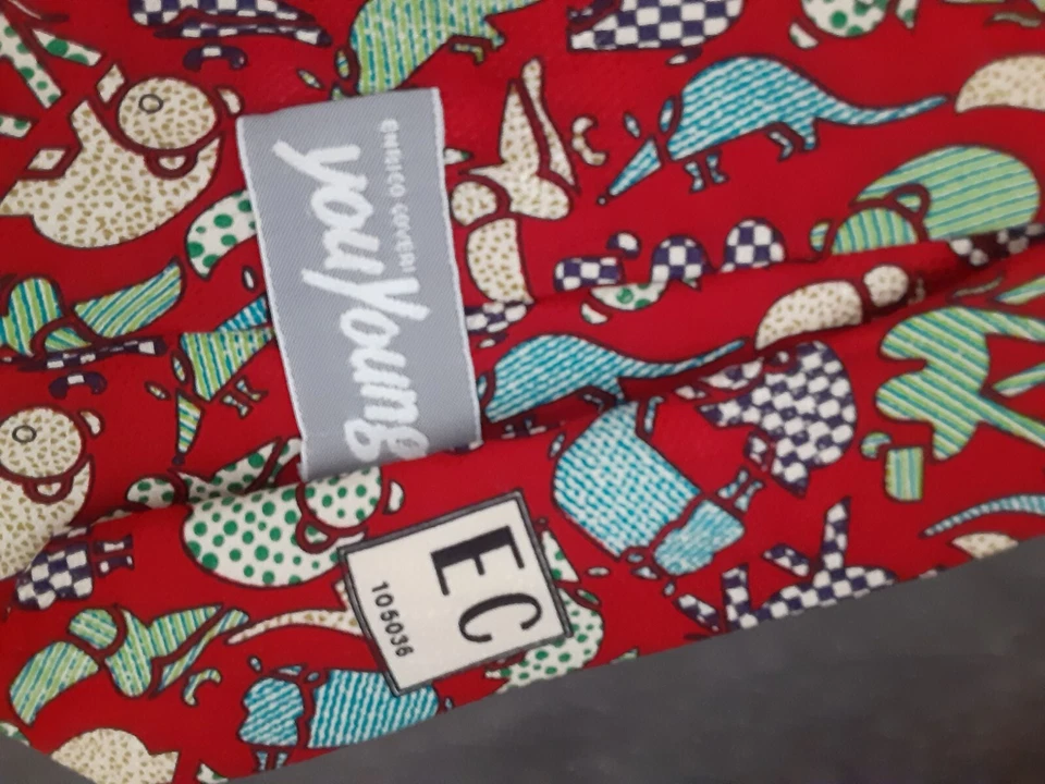 Enrico Coveri "You Young" 复古男式领带熊猫熊多色 EC105036 — 第 1/4 张图片