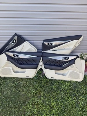 Paneles de puerta beige Infiniti Q50 2014-2023 OEM EXCELENTE ESTADO EXCELENTE PRiCE Foto 1 de 3