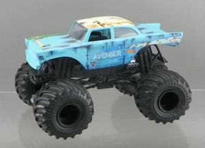 Hot Wheels Monster Jam 2017 Diecast 1/24 AVENGER Classic Chevy Monster Truck Car - Picture 1 of 7