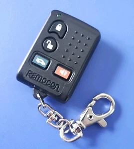 VERY NICE REMOCON 4-BUTTON KEYLESS REMOTE TRANSMITTER FOB RMC-105 - TESTED! - Picture 1 of 2
