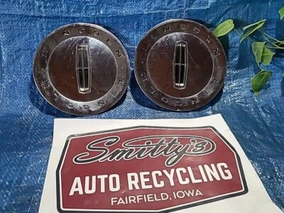 Set of (2)Lincoln MKZ Zephyr 2007-2009 Wheel Center Caps - Image 1 of 4