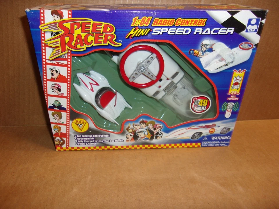 Nuevo en Caja Clásico Speed Racer 1:64 Radio Control Mini Mach V Coche 2003 Recarga Foto 1 de 1
