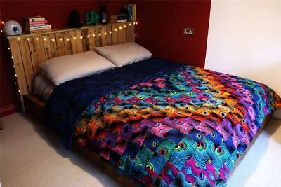 King Size Bedspread Handmade Quilted Patchwork Batik Printed Peacock Double - Image 1 of 4