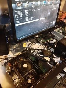 COMBO ASROCK MOTHERBOARD + A4-7300 + CPU COOLER + 8GB - Picture 1 of 3