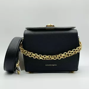 $1990 Alexander McQueen Black Leather Box 19 Bag w/Gold Hardware 501105 1000 - Picture 1 of 10