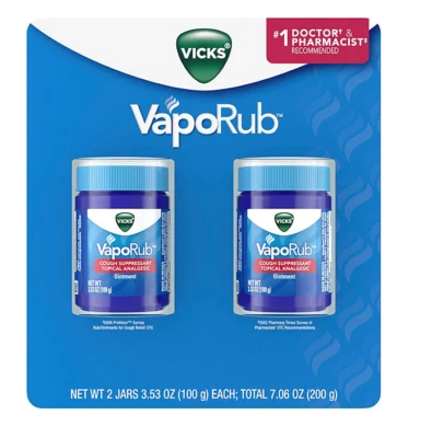 Ungüento analgésico tópico Vicks VapoRub - 3,53 oz. - 2 pk. Foto 1 de 3
