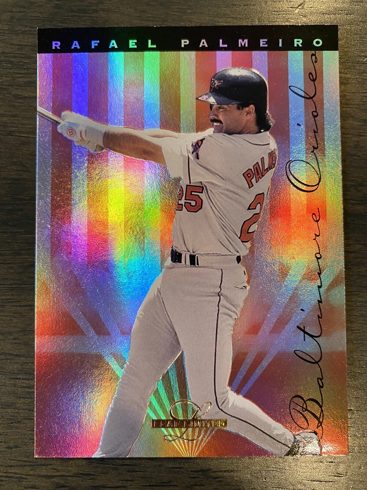 1995 Leaf Limited Prism Foil Baltimore Orioles Baseball Card #86 Rafael Palmeiro - Image 1 of 4