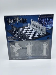 chess set and board - Picture 1 of 4
