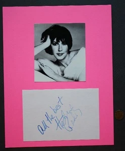 Feminist Anthem Pop Star Helen Reddy signed autograph & photo set Died in 2020 - - Picture 1 of 1