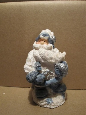 Schneemann 11 cm weiß/Blau aus Kunstharz mit leichten Glitzer, Deko Winter - Bild 1 von 4
