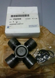 Junta universal eje trasero original GM OEM 12522048, 12471503, 1247230, 88964507 - Imagen 1 de 1