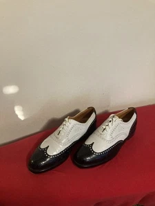 POLO RALPH LAUREN SCHWARZ-WEISSE ZUSCHAUERSCHUHE Größe 9D Bench Hergestellt in England - Bild 1 von 5